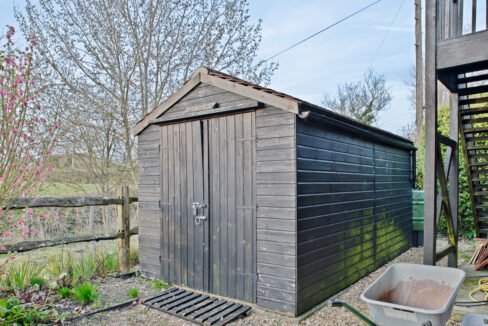 OxneyIsleBarnSJRPhot_0557-b9c6-74a7-11e4-f13f-772e-53b1-a15c_20260326065747.jpg