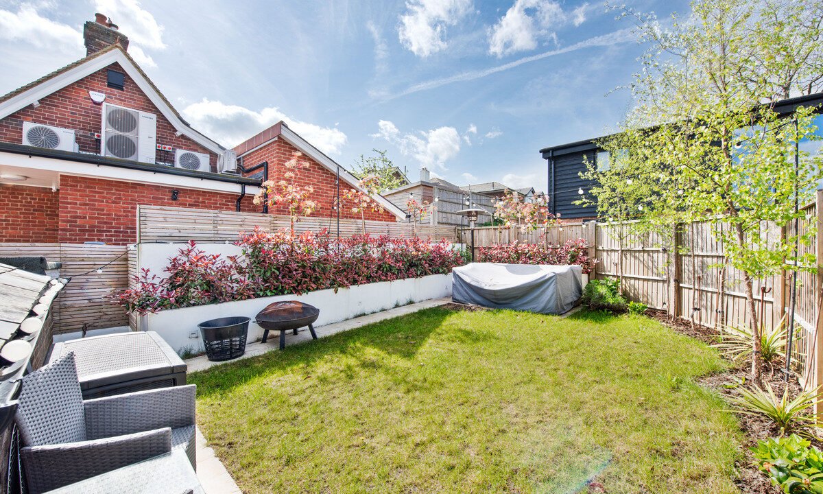 BardenRoadSpeldhurst_76ca-a88f-4f26-4e2c-7fcf-4422-fe0d-04e1_20260416083455.jpg